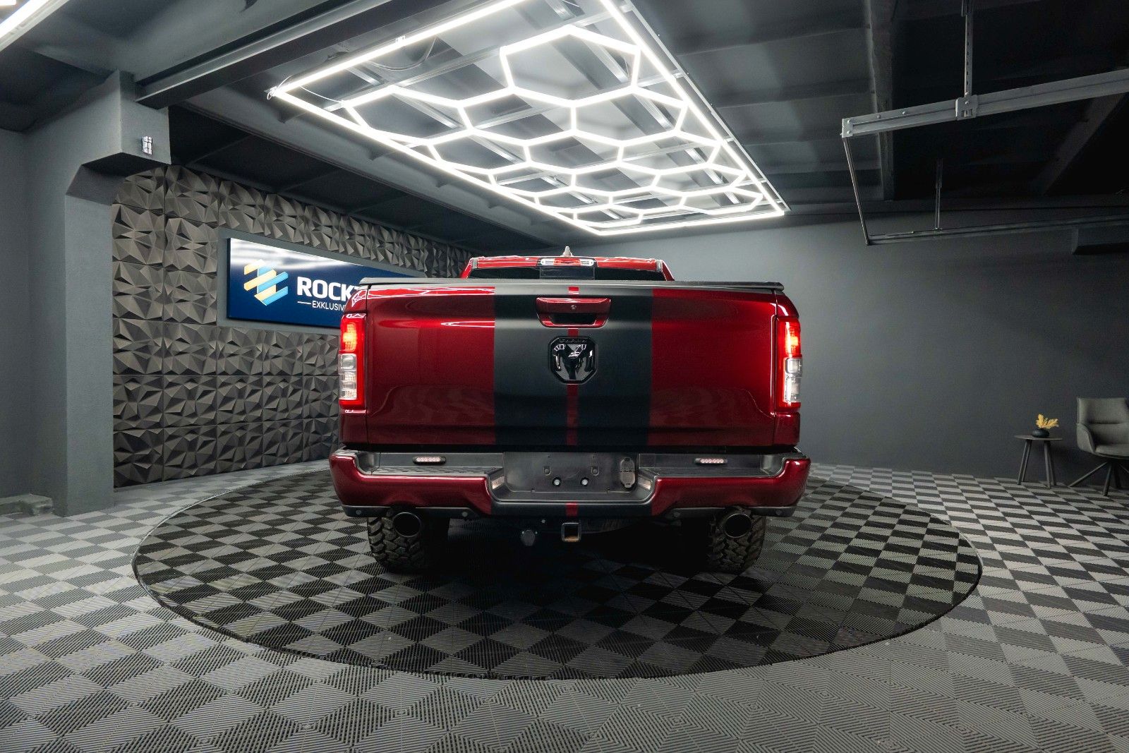 Dodge RAM 5.7 V8 HEMI 4x4 OFFROAD Night-Paket *LED*19%
