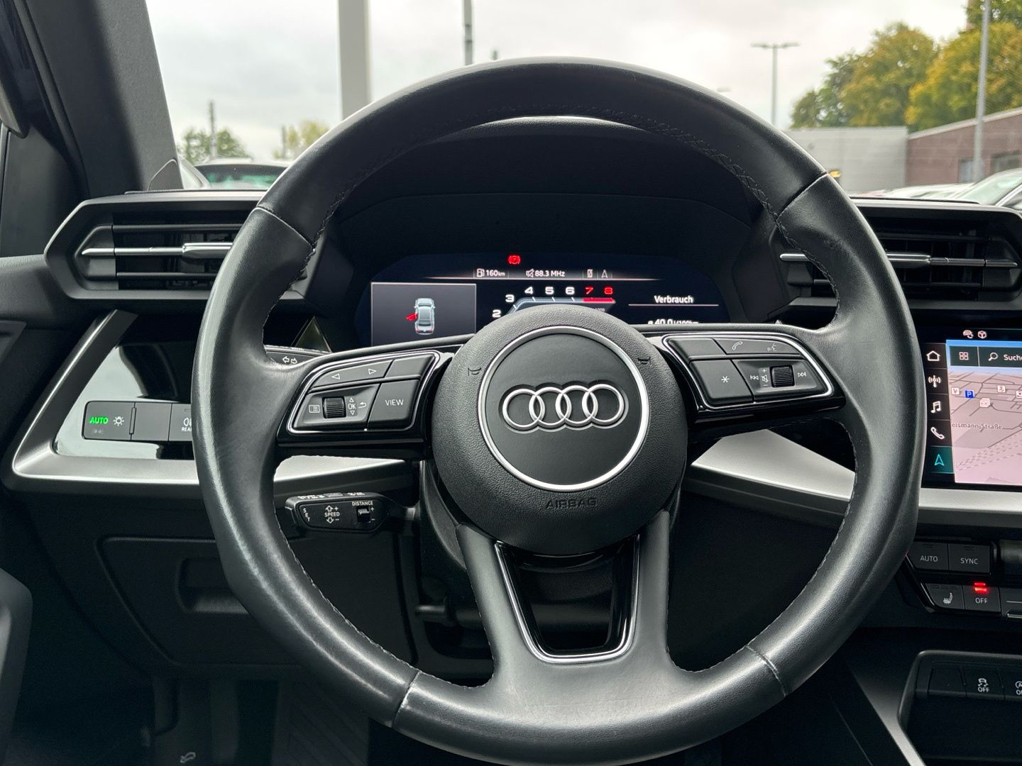 Audi A3 30 TFSI S tronic MMI LED AHK Digi-Cockpit