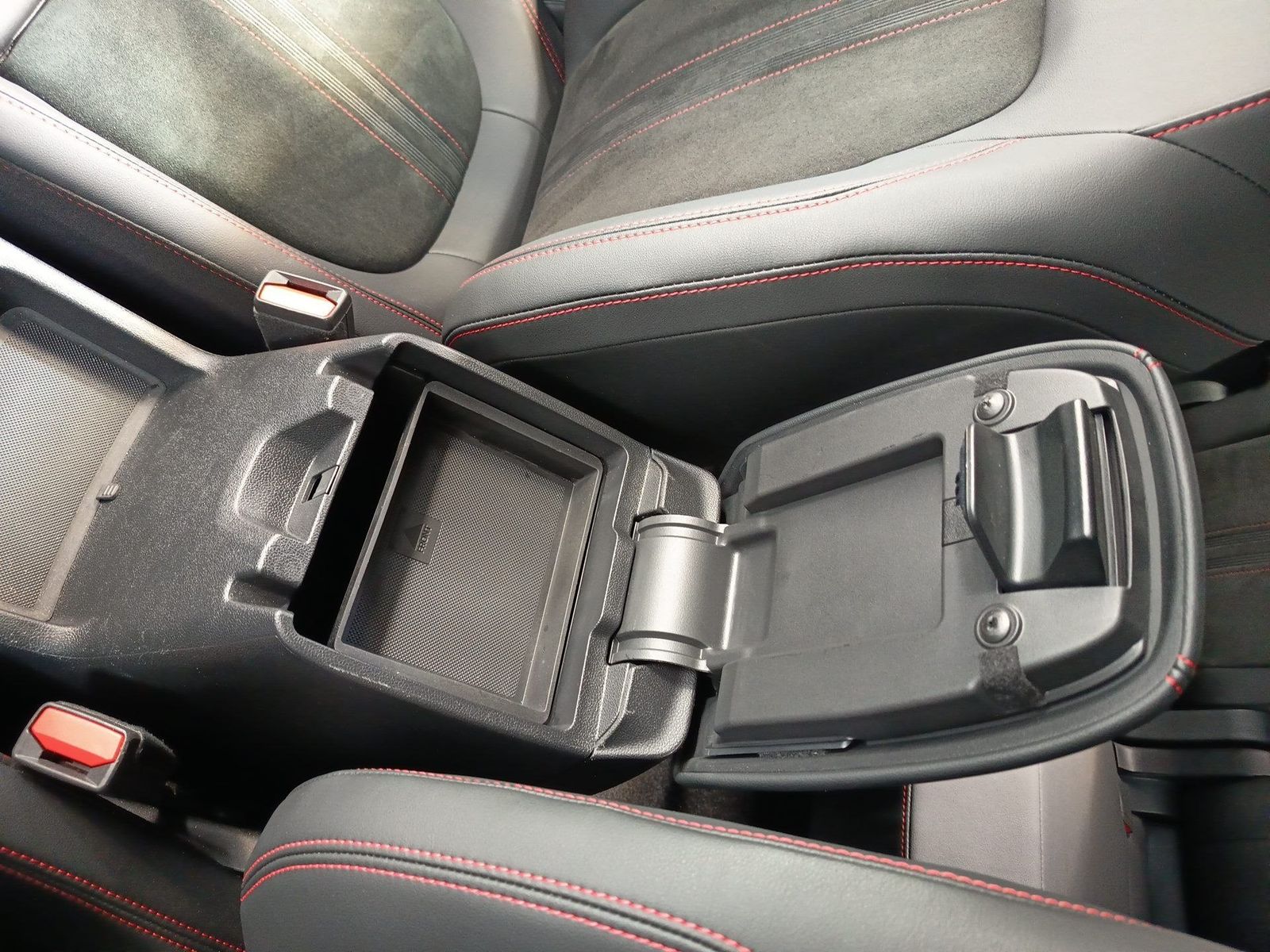 Ford Kuga 2.5 Duratec PHEV ST-LINE X *ACC*LED-MATRIX*