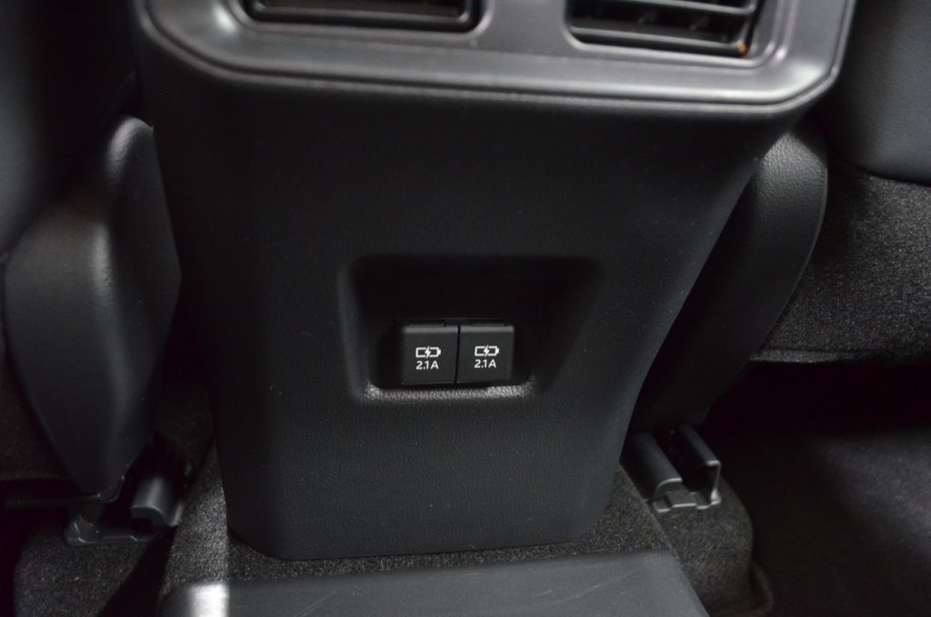 Toyota RAV 4 4x4 Plug-in-Hybrid - Samsaru's Car Outlet