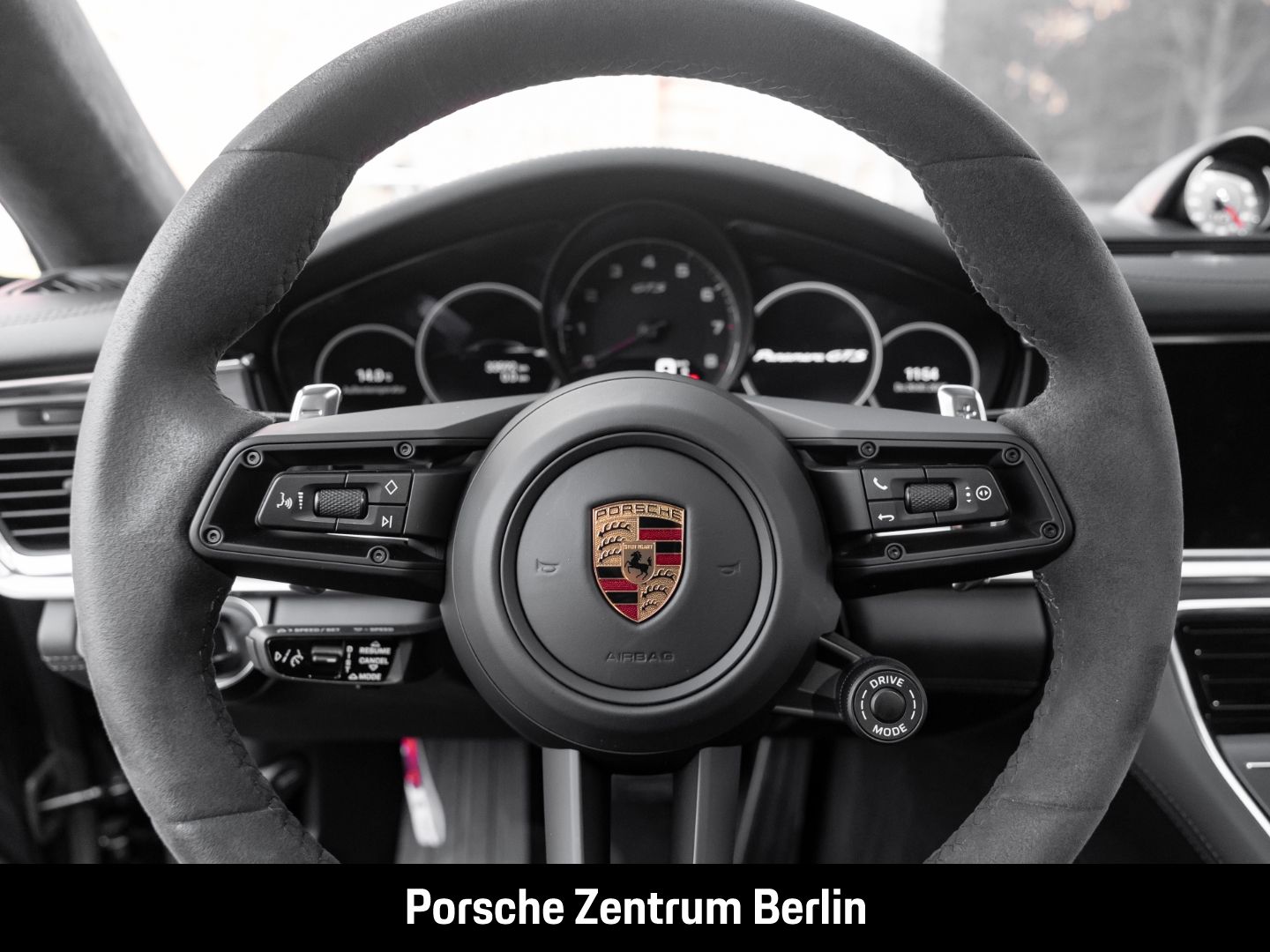 Porsche Panamera GTS BOSE Surround-View Panoramadach LED