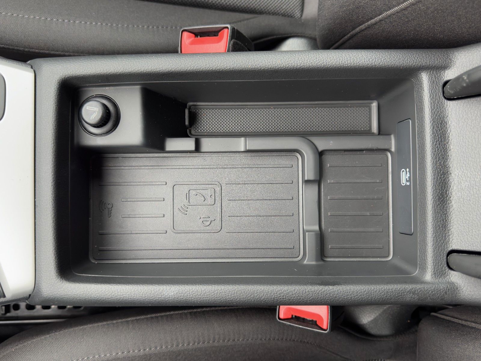Audi A4 Lim. 40 TDI quattro S-Tr. - Samsaru's Car Outlet