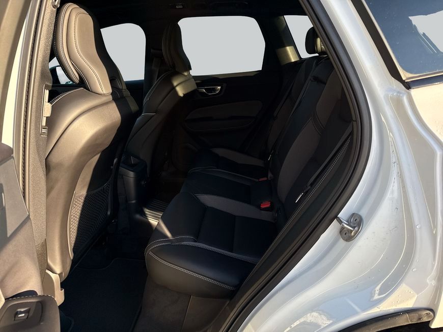 Volvo XC60 T6 AWD Plug-in Hybrid Plus Dark