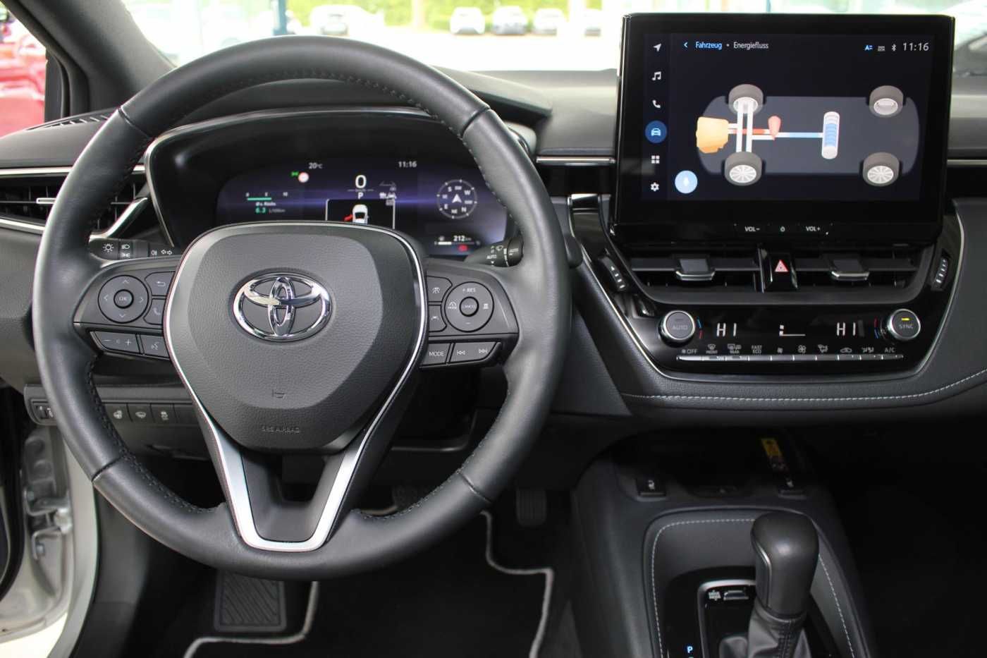 Toyota Corolla Touring Sports 2.0 Hybrid - Samsaru's Car Outlet