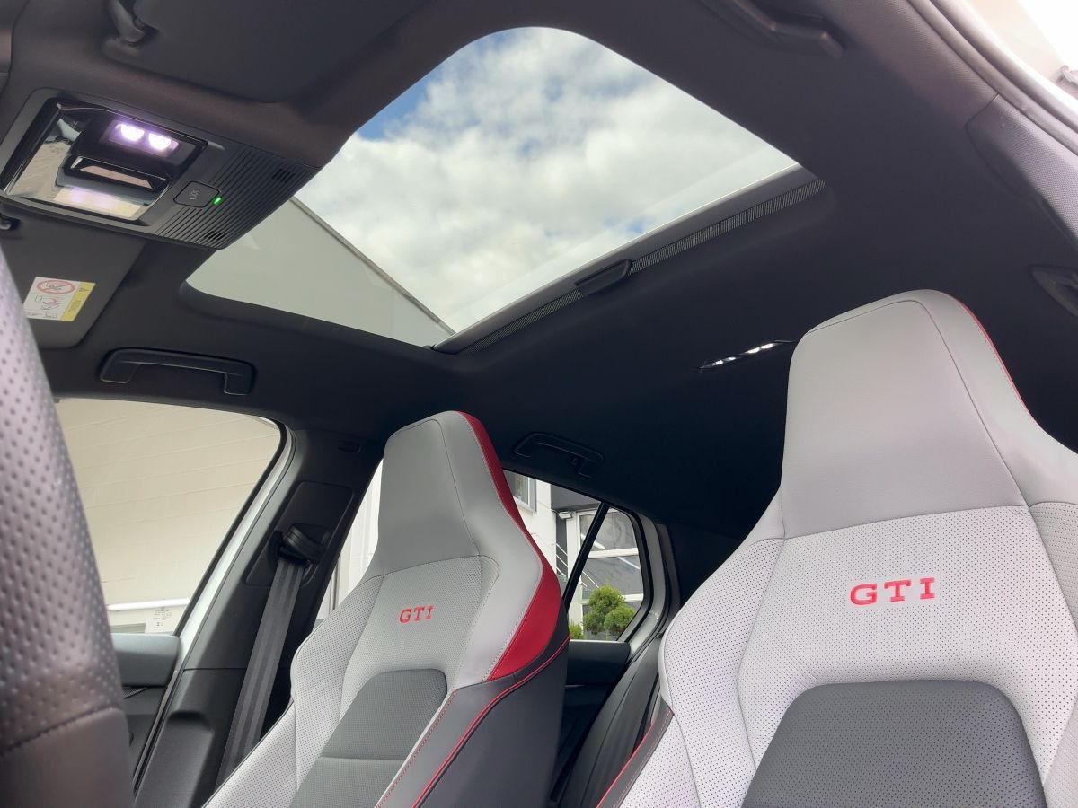 Volkswagen Golf VIII GTI Clubsport 5JG+LEDER+MATRIX+PANO+19