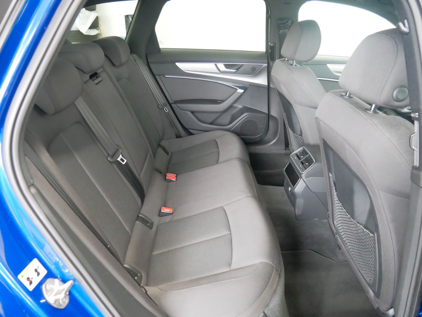 Audi A6 Avant 45 TFSI quattro S line LED AHK PANO
