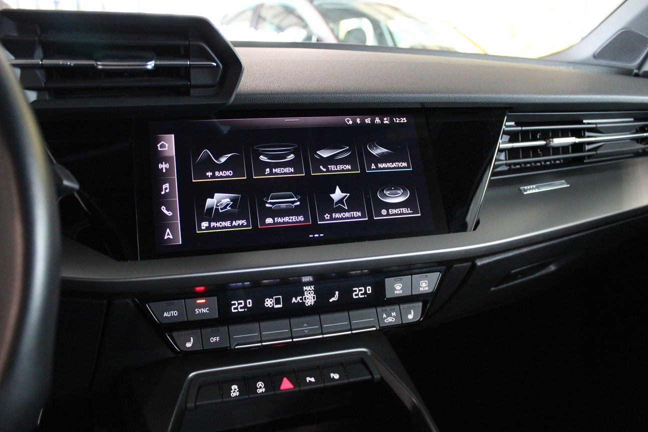 Audi A3 Sportback 35 TDi S-tronic Park Assist App DAB