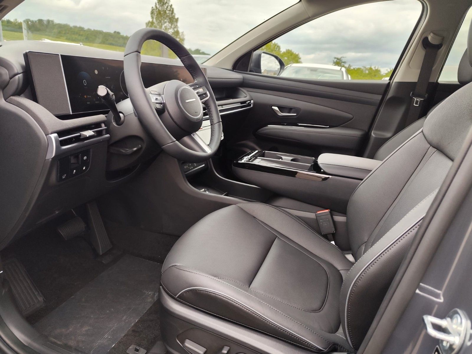 Hyundai TUCSON PHEV 1.6 T-GDi 4WD PRIME - Samsaru's Car Outlet
