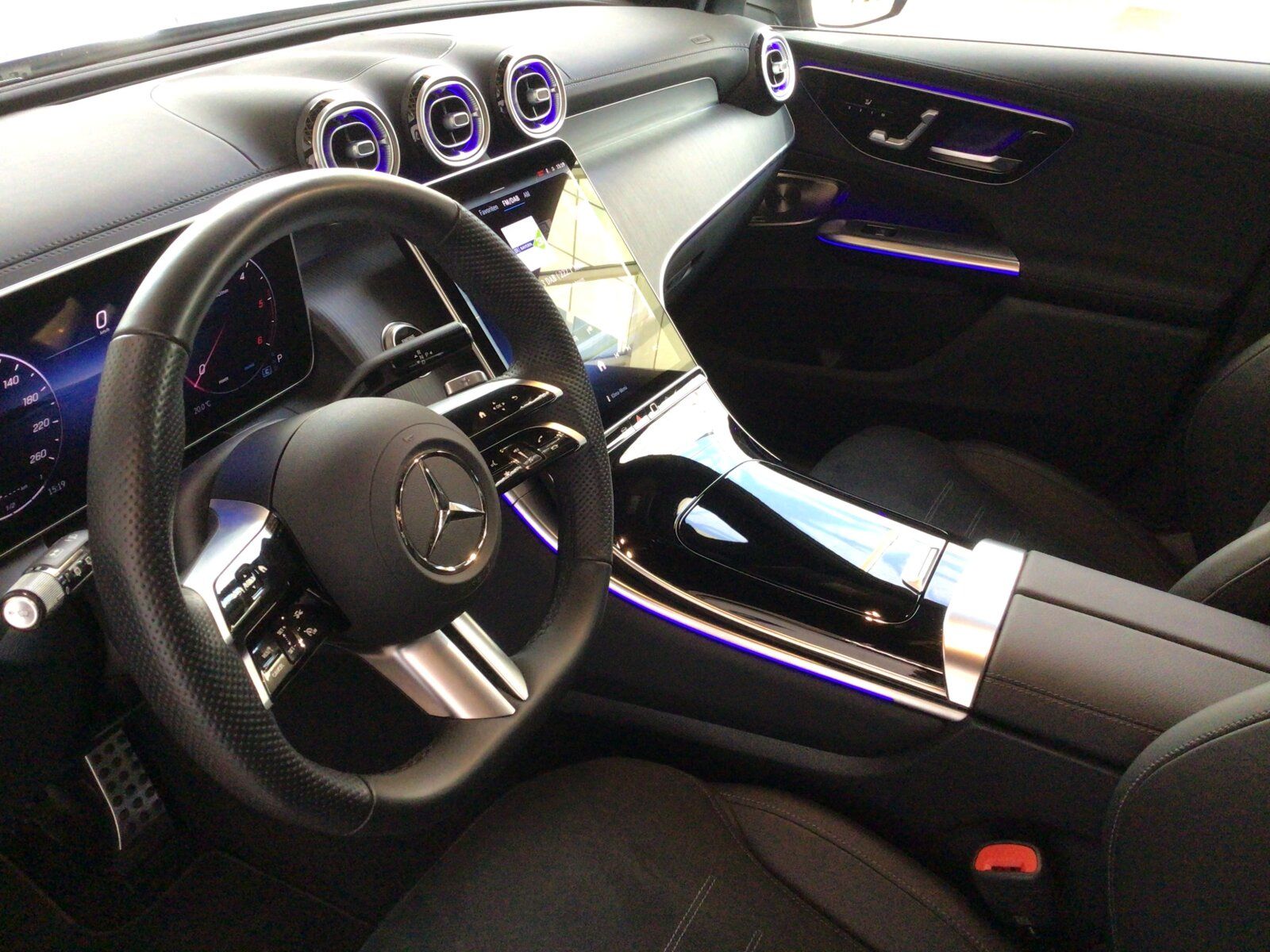 Mercedes-Benz GLC 300 d 4M AMG Line Advanced Plus/AHK/Pano/20'