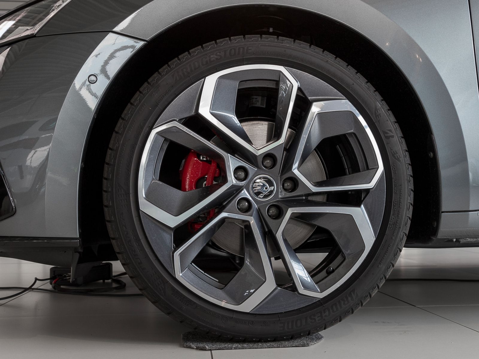 Skoda Octavia Combi 2.0 TDI DSG RS Plus - Samsaru's Car Outlet