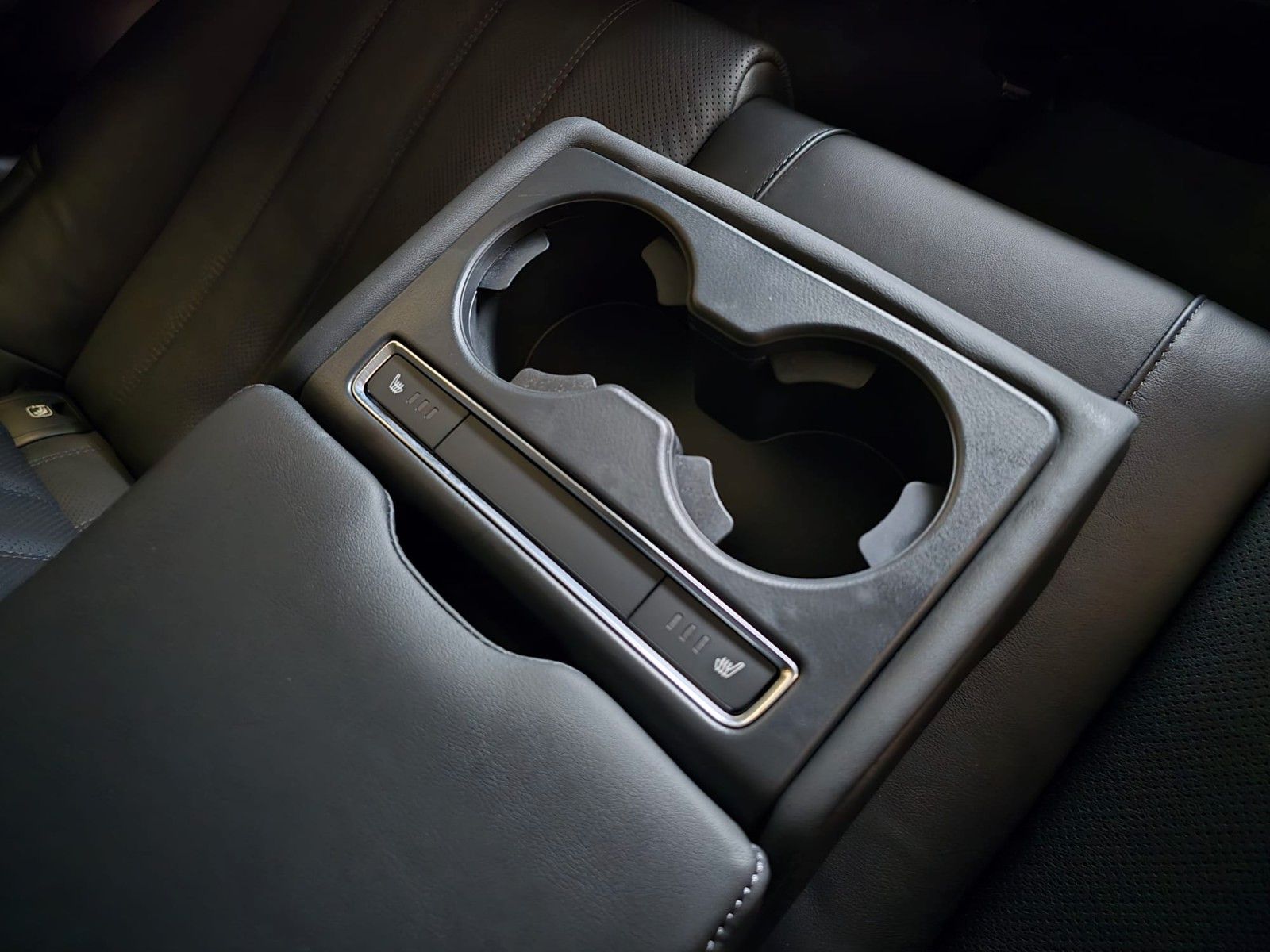 Mazda 6 Kombi Exclusive-Line *HUD*BOSE*SB*LEDER*360°