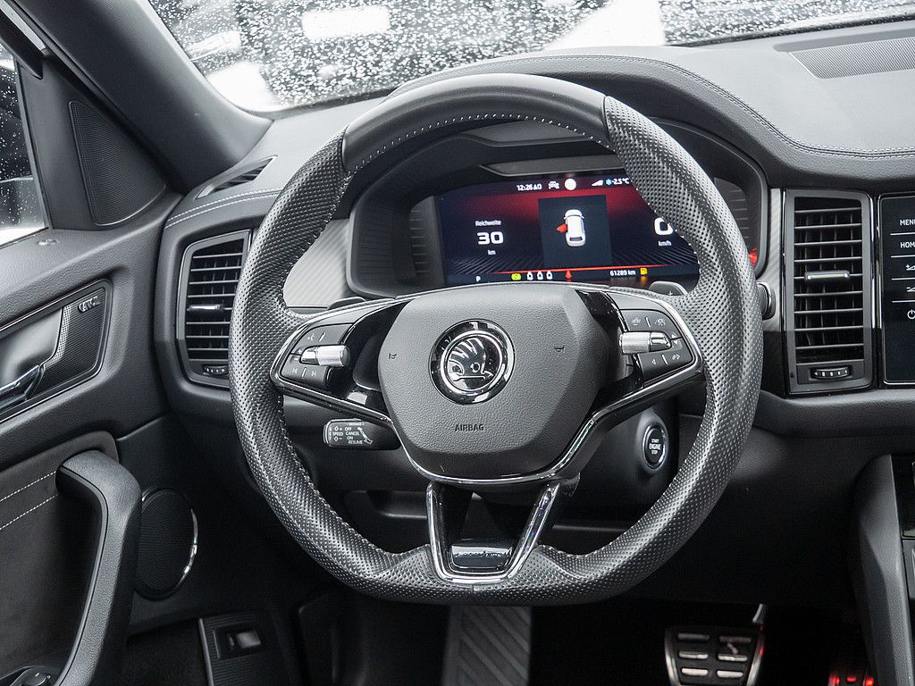 Skoda Kodiaq 2.0 TDI Sportline 4x4 ACC LED PANO 360°