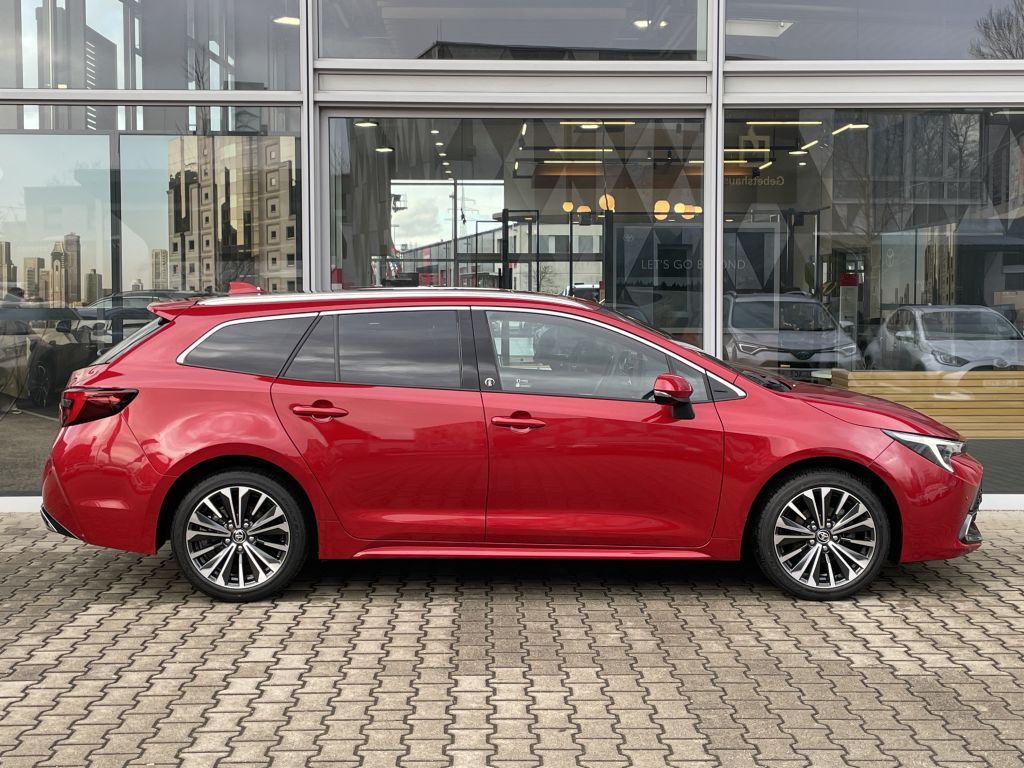 Toyota Corolla 1.8 Hybrid Touring Sports Team Deutschl