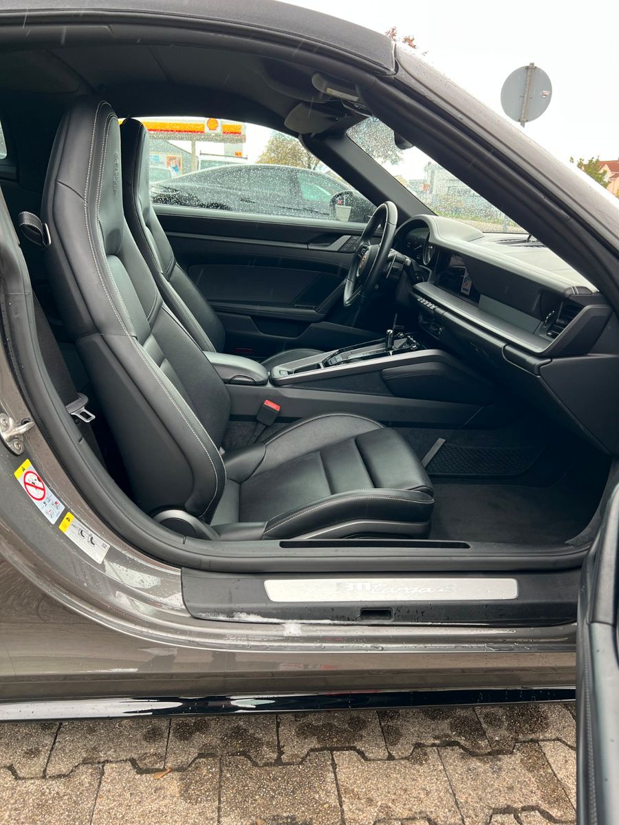 Porsche 911 Targa 4 *Sport-Design-Pkt*/MATRIX/360°/VOLL