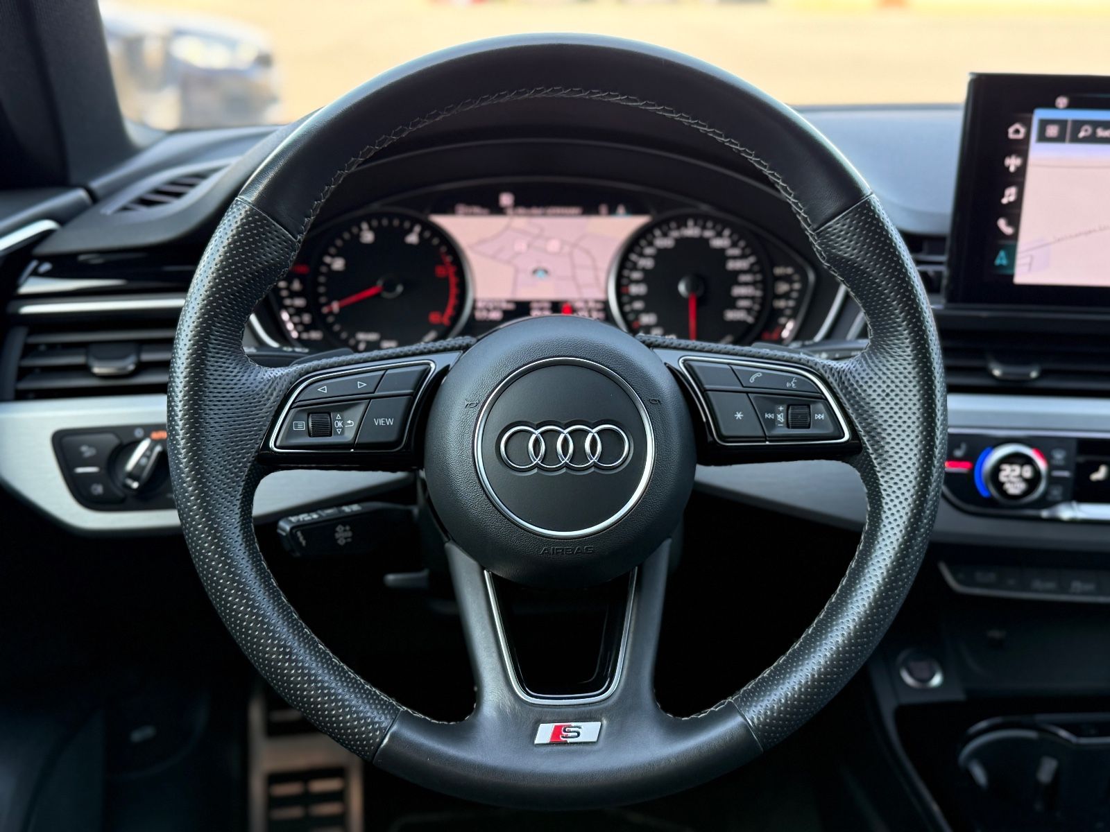 Audi A4 Avant 40 TDI S-Line - Samsaru's Car Outlet