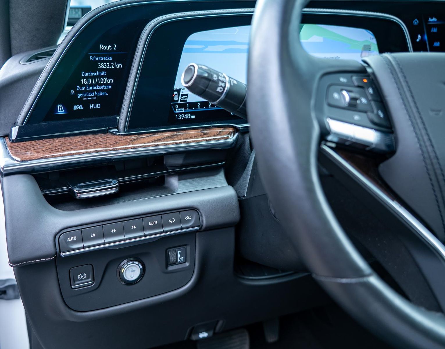 Cadillac Escalade 6,2l Sport Platinum,Nachtsicht,Luft,LPG