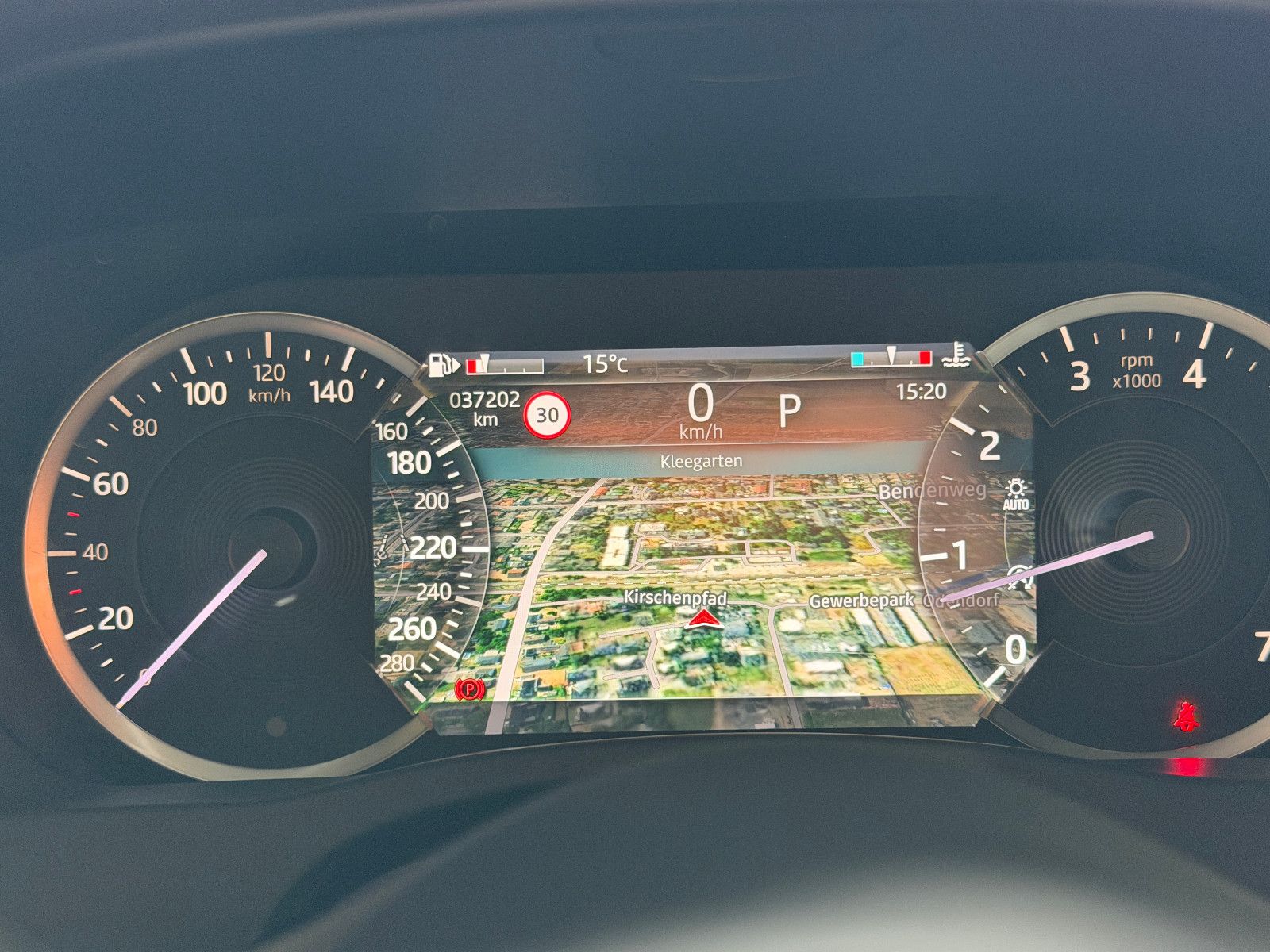 Jaguar XE R-Dynamic Black/PANO/360''KAM/MERIDIAN/LED