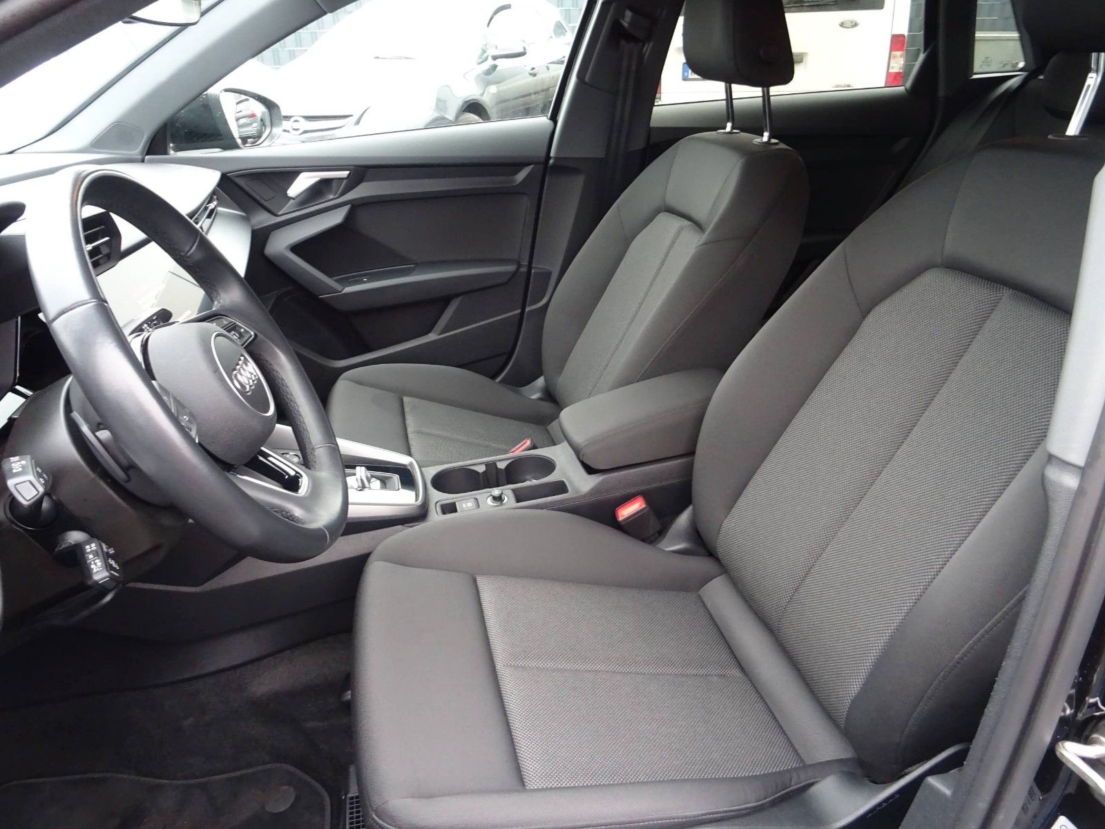 Audi A3 Sportback 30 TFSI S line Navi LED SHZ Virtual