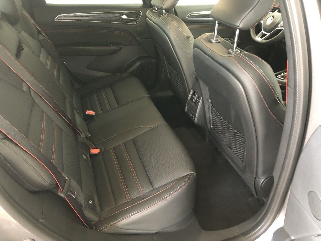 Renault Arkana TCe 160 EDC R.S. LINE - Samsaru's Car Outlet