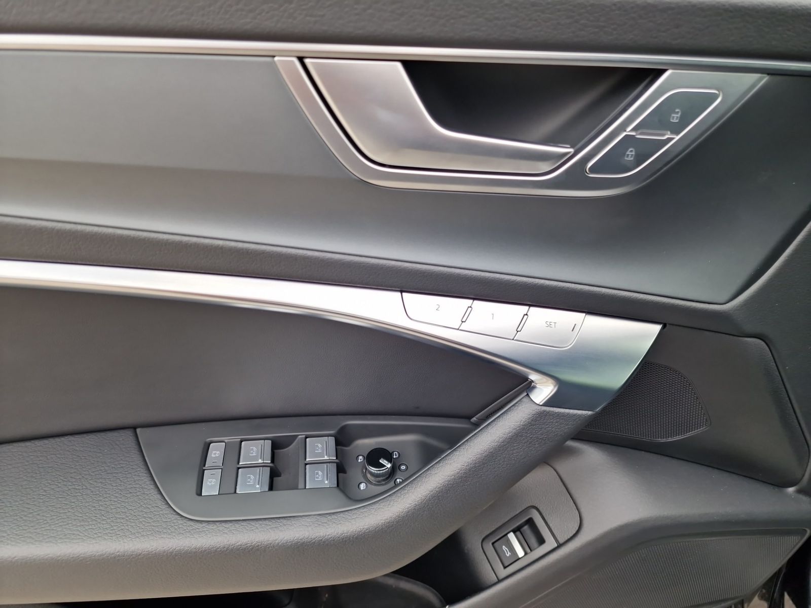 Audi A6 Avant 50 TDI quattro S line - Samsaru's Car Outlet