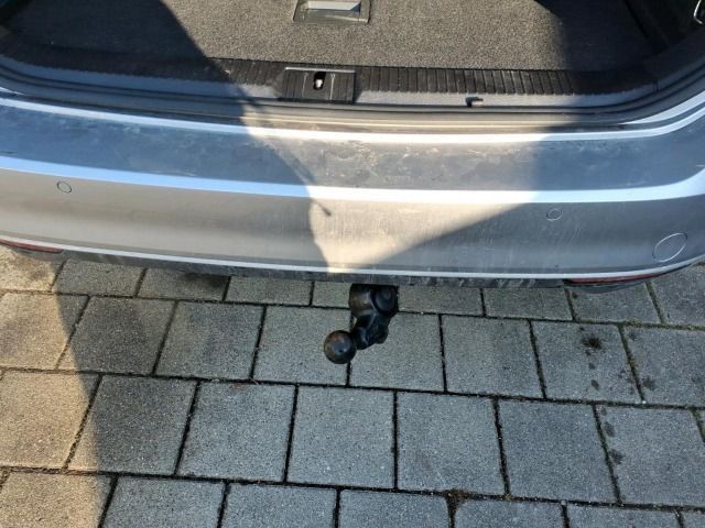 Volkswagen Passat Variant 2,0TDI 4M Business AHK LED Kamera