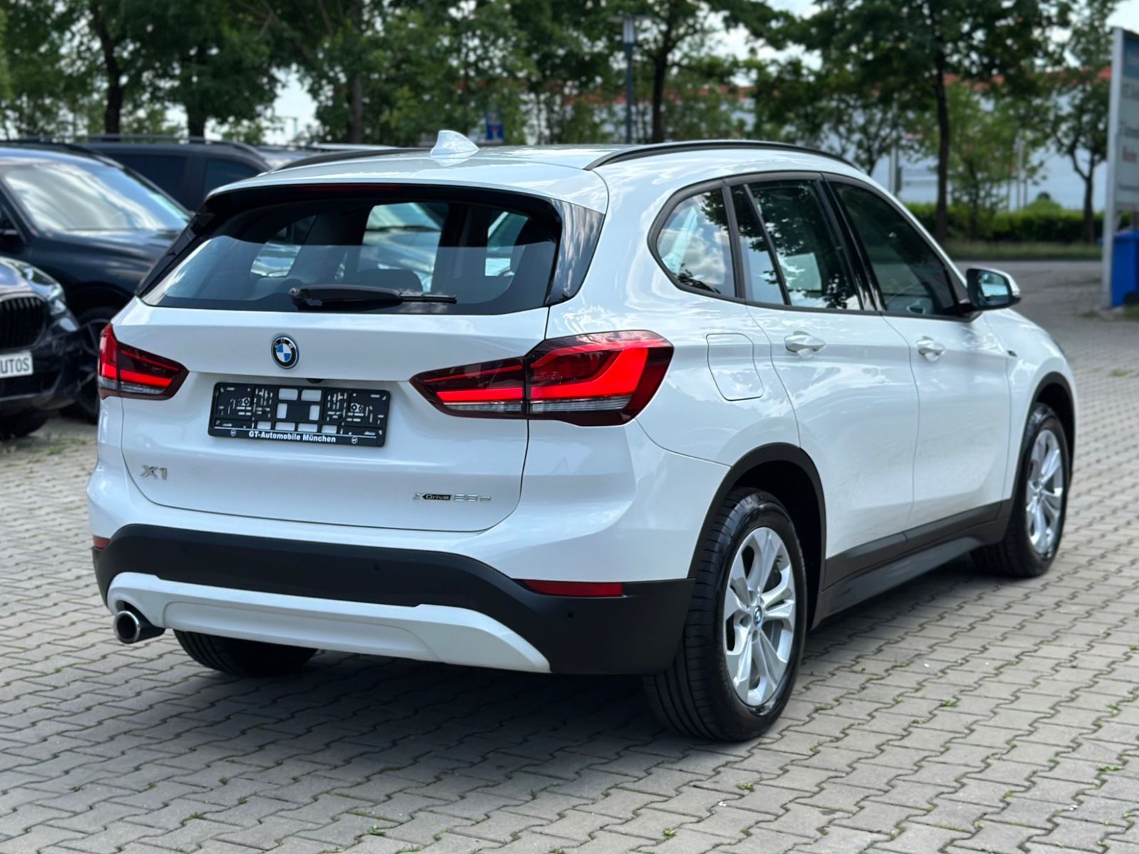 BMW X1 xDrive25e Aut. - Samsaru's Car Outlet