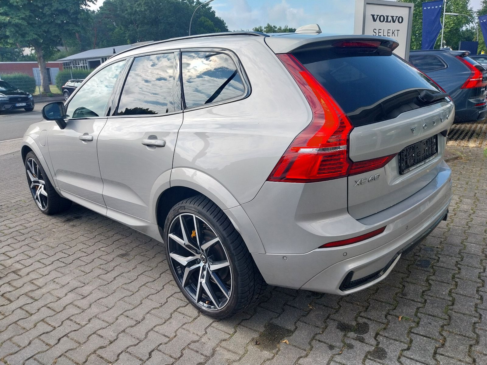 Volvo XC60 Polestar Engineered Recharge Plug-In Hybrid