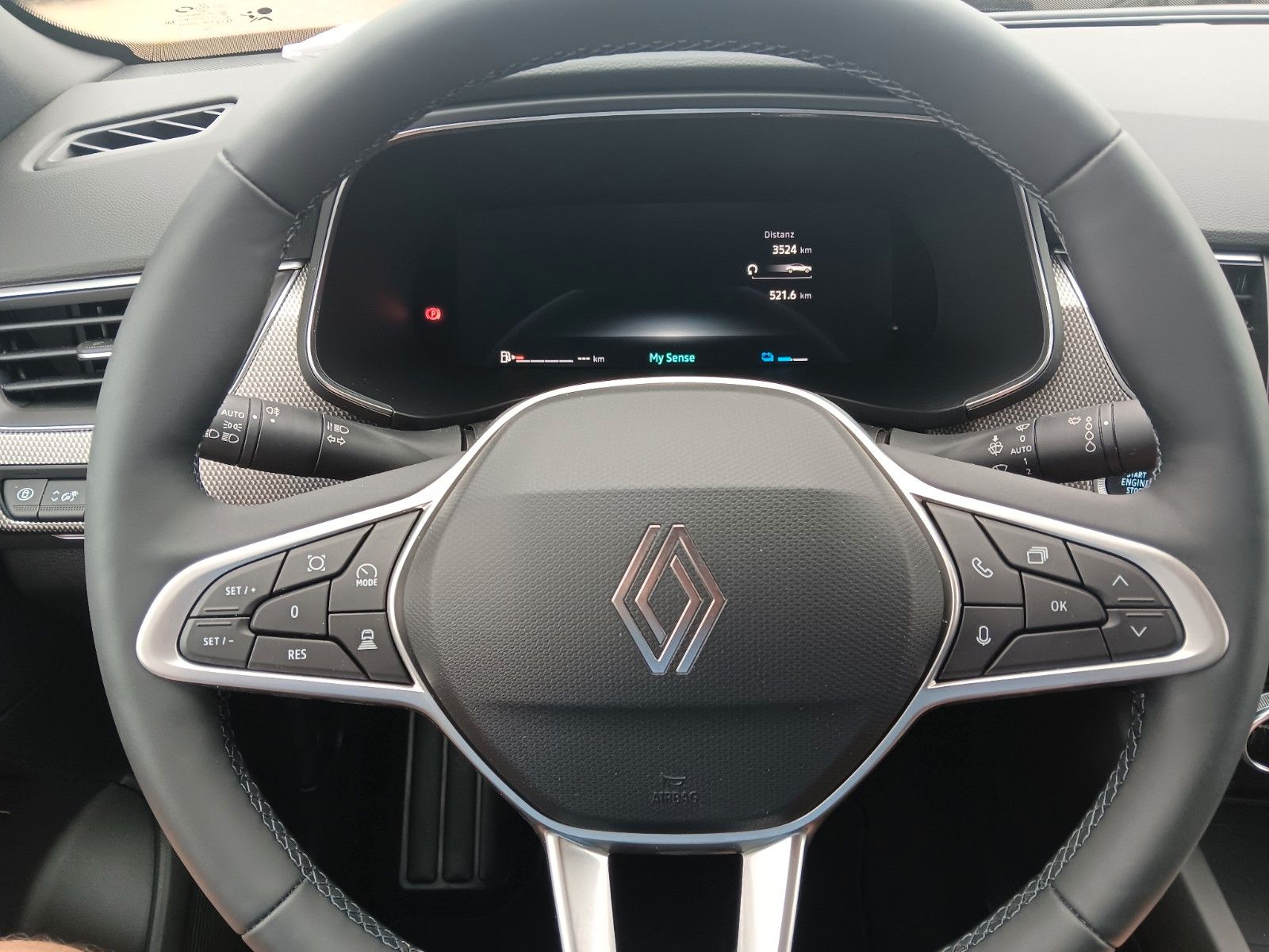 Renault Arkana Techno E-TECH Full Hybrid 145 - Samsaru's Car Outlet