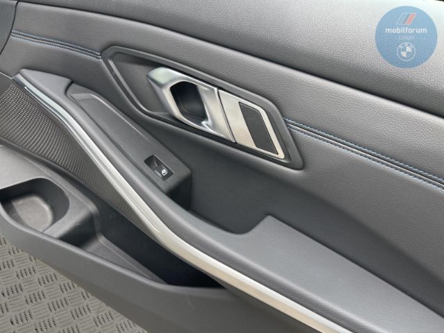 BMW 330 e xDrive M-Sport Pro LCI ACC AHK HUD HiFi