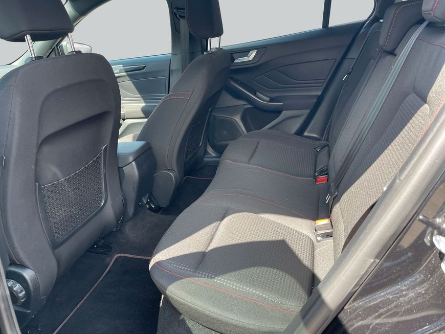 Ford Focus Turnier 1.0 EcoBoost Hybrid Aut. ST-LINE X