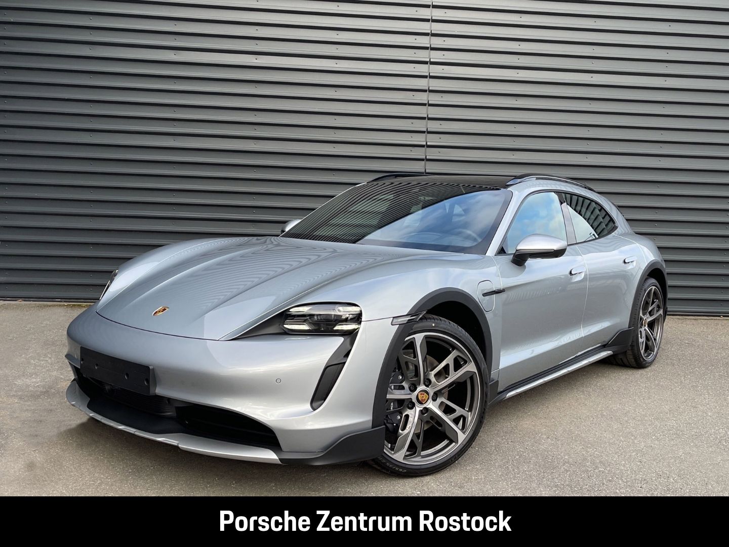 Porsche Taycan 4 Cross Turismo InnoDrive LED-Matrix