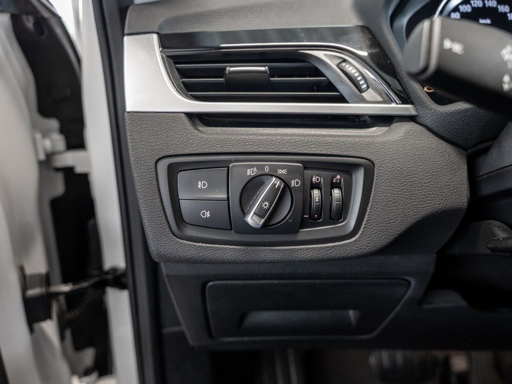 BMW X1 xDrive 25e Advantage - Samsaru's Car Outlet