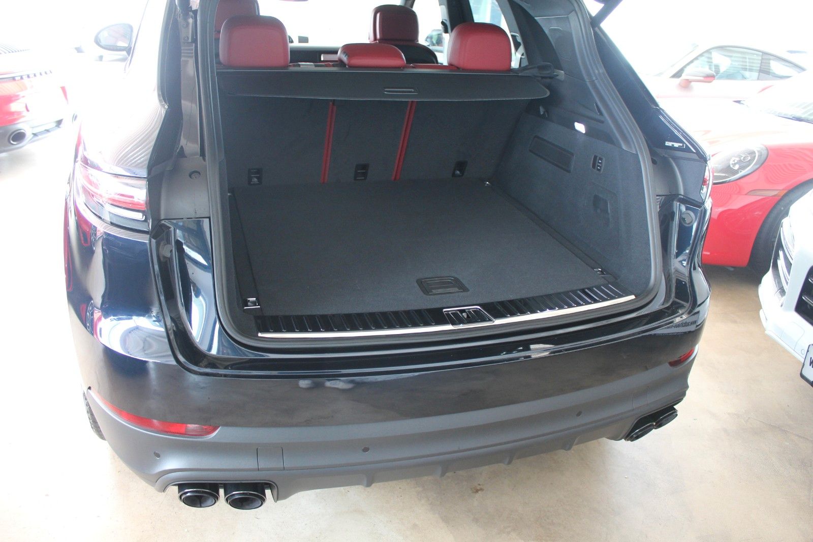 Porsche Cayenne E-Hybrid Platinum Edition/SportChrono