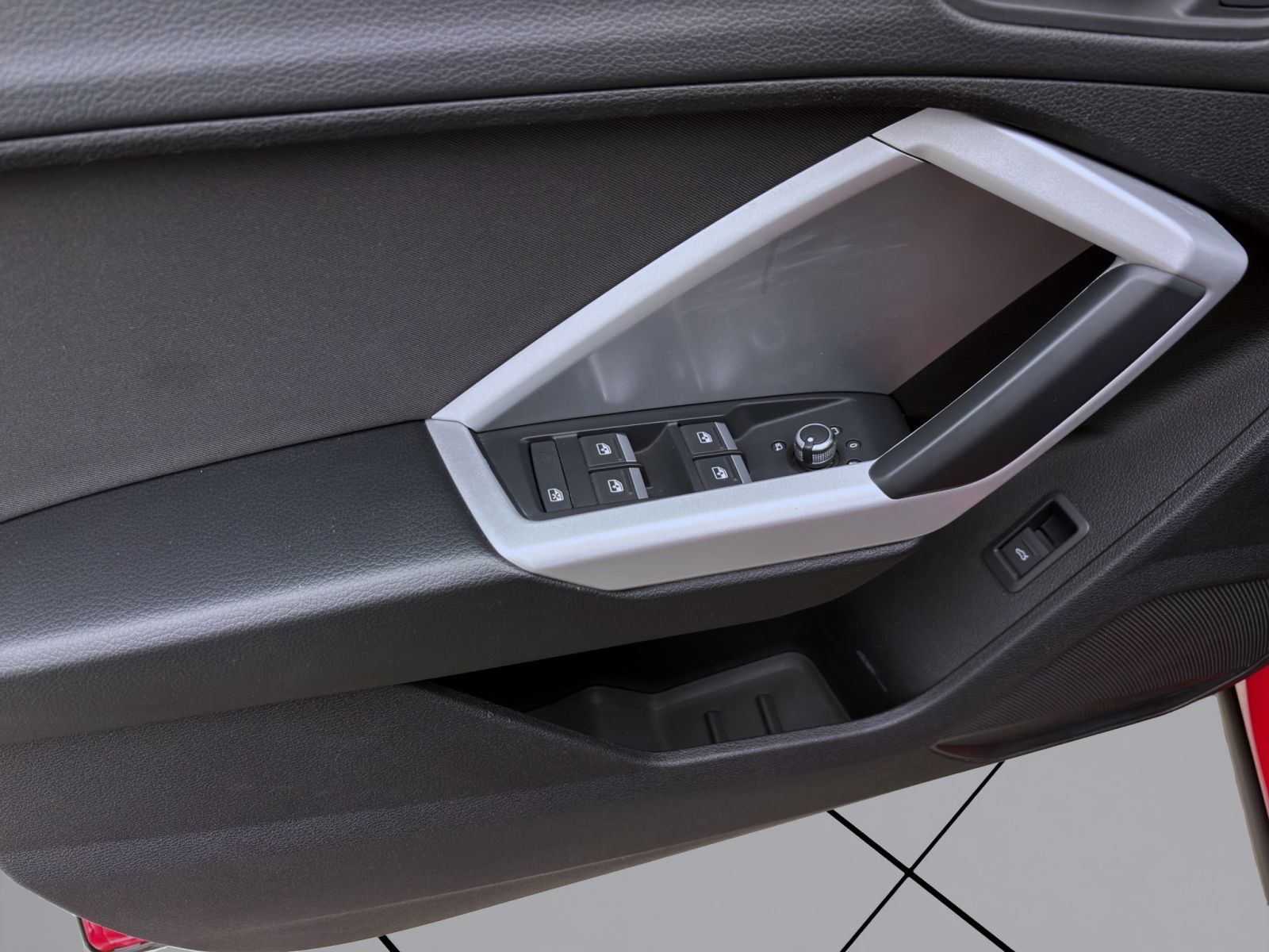 Audi Q3 40 TDI Q PDC AHK KAMERA NAVI eKLAPPE