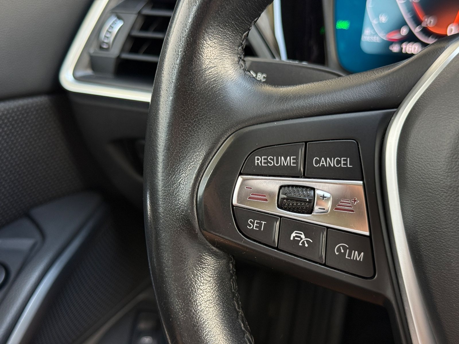 BMW 320 d - Samsaru's Car Outlet