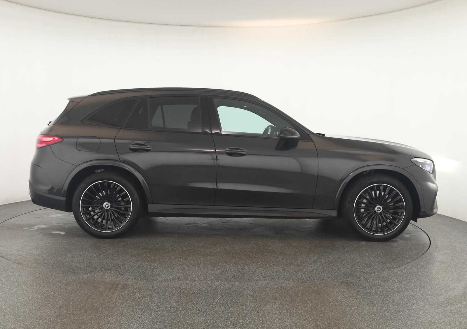 Mercedes-Benz GLC 300 d 4M AMG Advanced Night DIGITAL Pano AHK