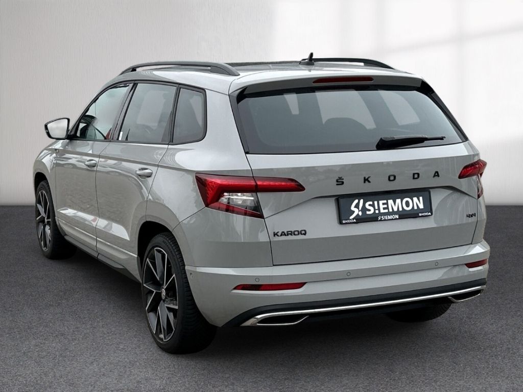 Skoda Karoq TDI 4x4 DSG Sportline AHK Pano Navi 360°