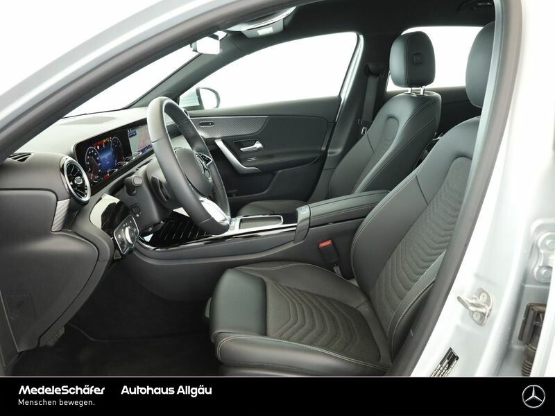 Mercedes-Benz A 180 Progressive - Samsaru's Car Outlet