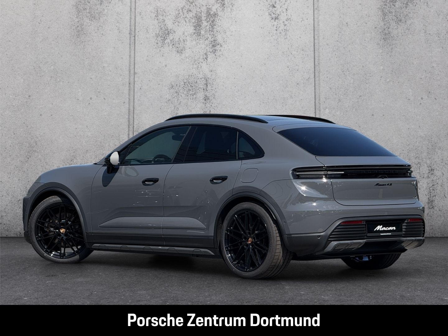 Porsche Macan 4S Burmester Sport Chrono Panoramadach LED