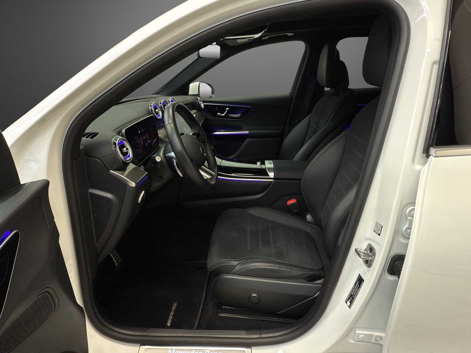 Mercedes-Benz GLC 300 4M AMG-PLUS*PANO-SHD*AHK*20"*360°-Kamera