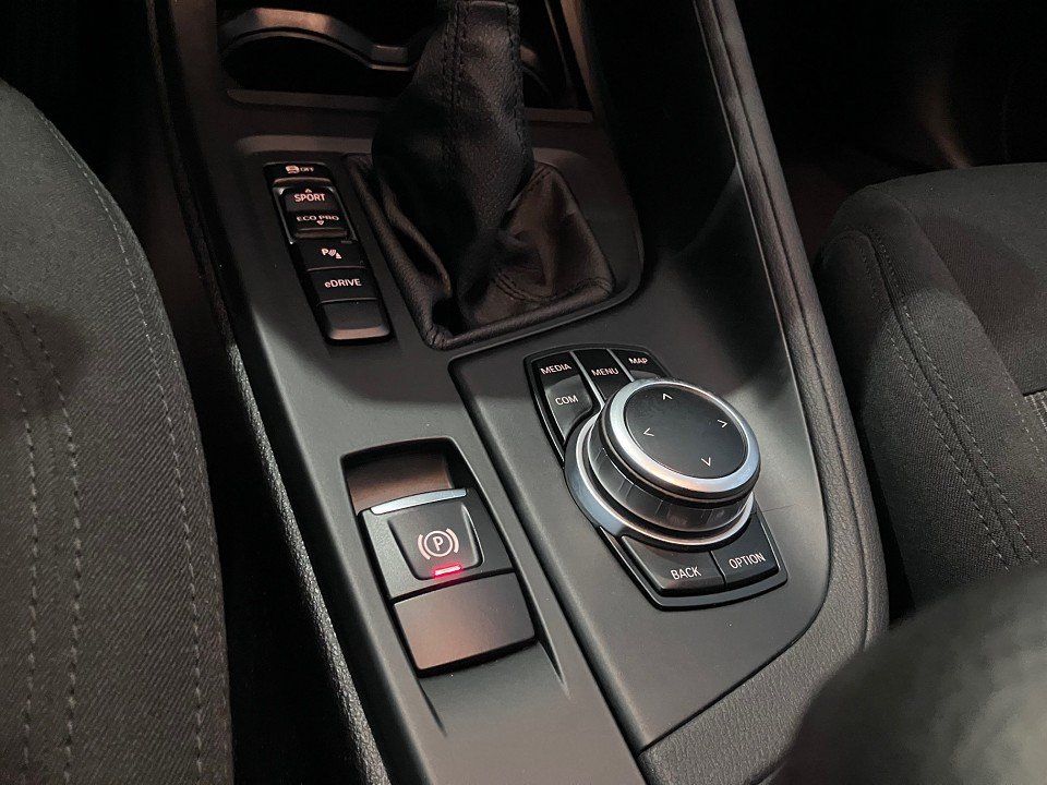 BMW X1 xDrive25e Advantage - Samsaru's Car Outlet