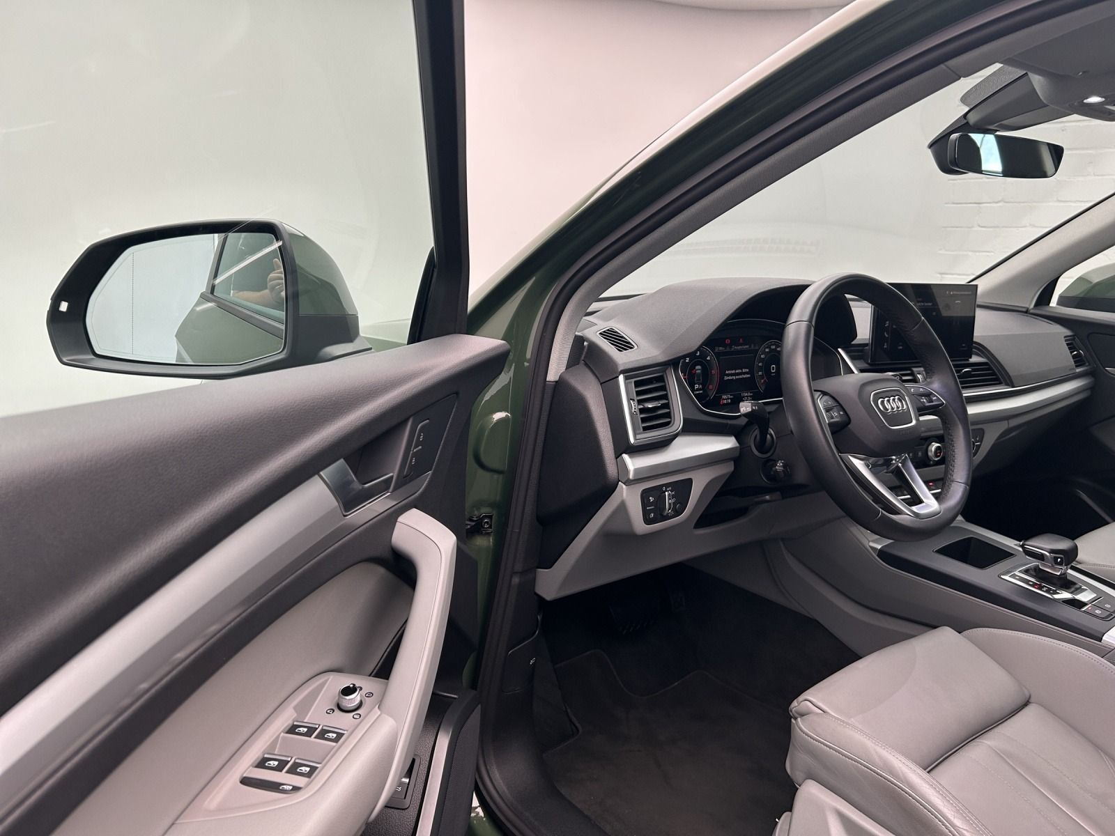Audi Q5 35 TDI S line - Samsaru's Car Outlet