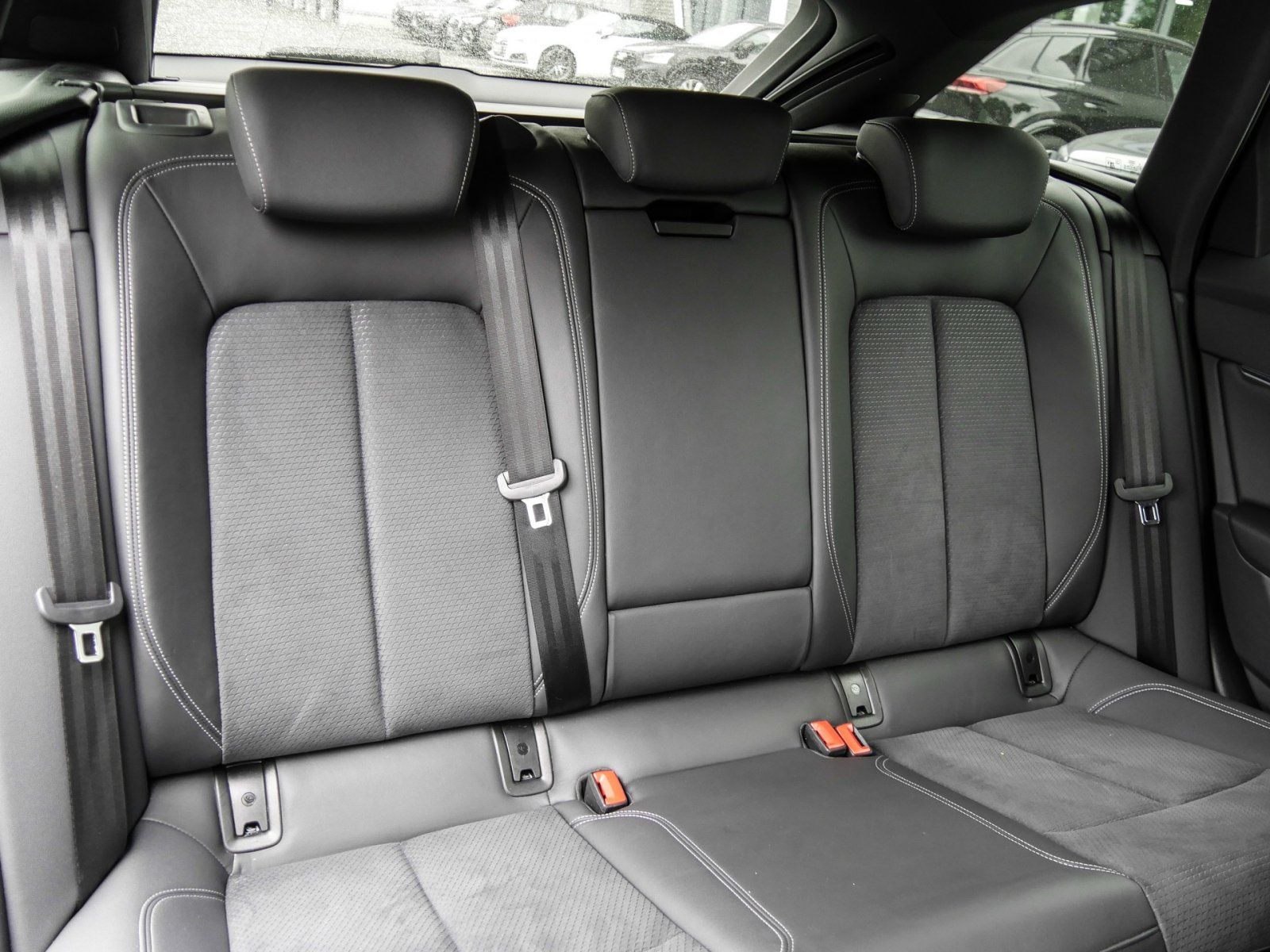Audi A6 Avant 50 quattro HYBRID S LINE - Samsaru's Car Outlet