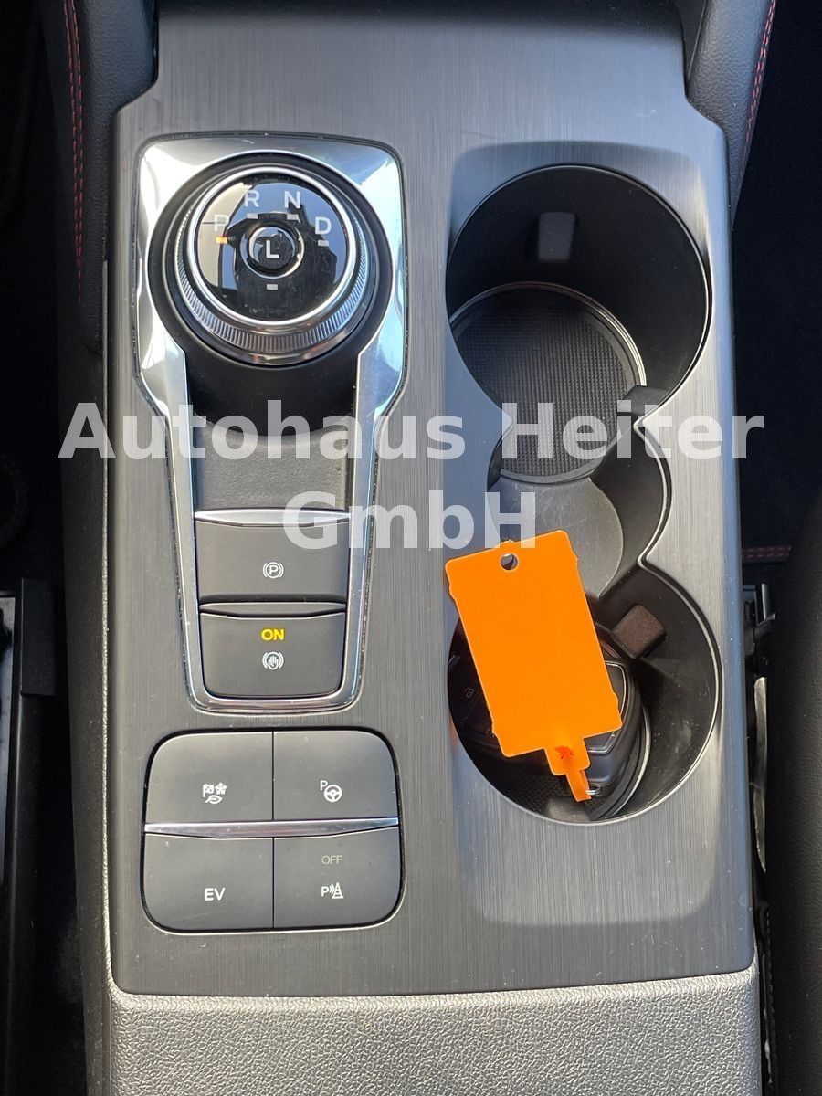 Ford Kuga PHEV ST-Line X - Samsaru's Car Outlet
