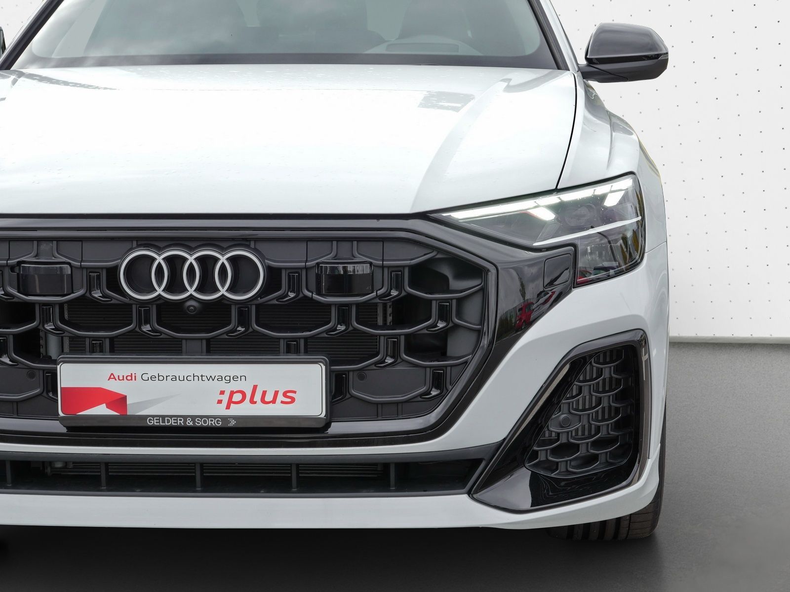 Audi Q8 60 TFSIe quattro S line AHK*Air*Pano*360°*HuD