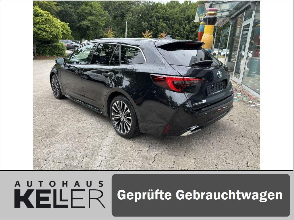 Toyota Corolla 2.0 Hybrid Touring Sports - Samsaru's Car Outlet