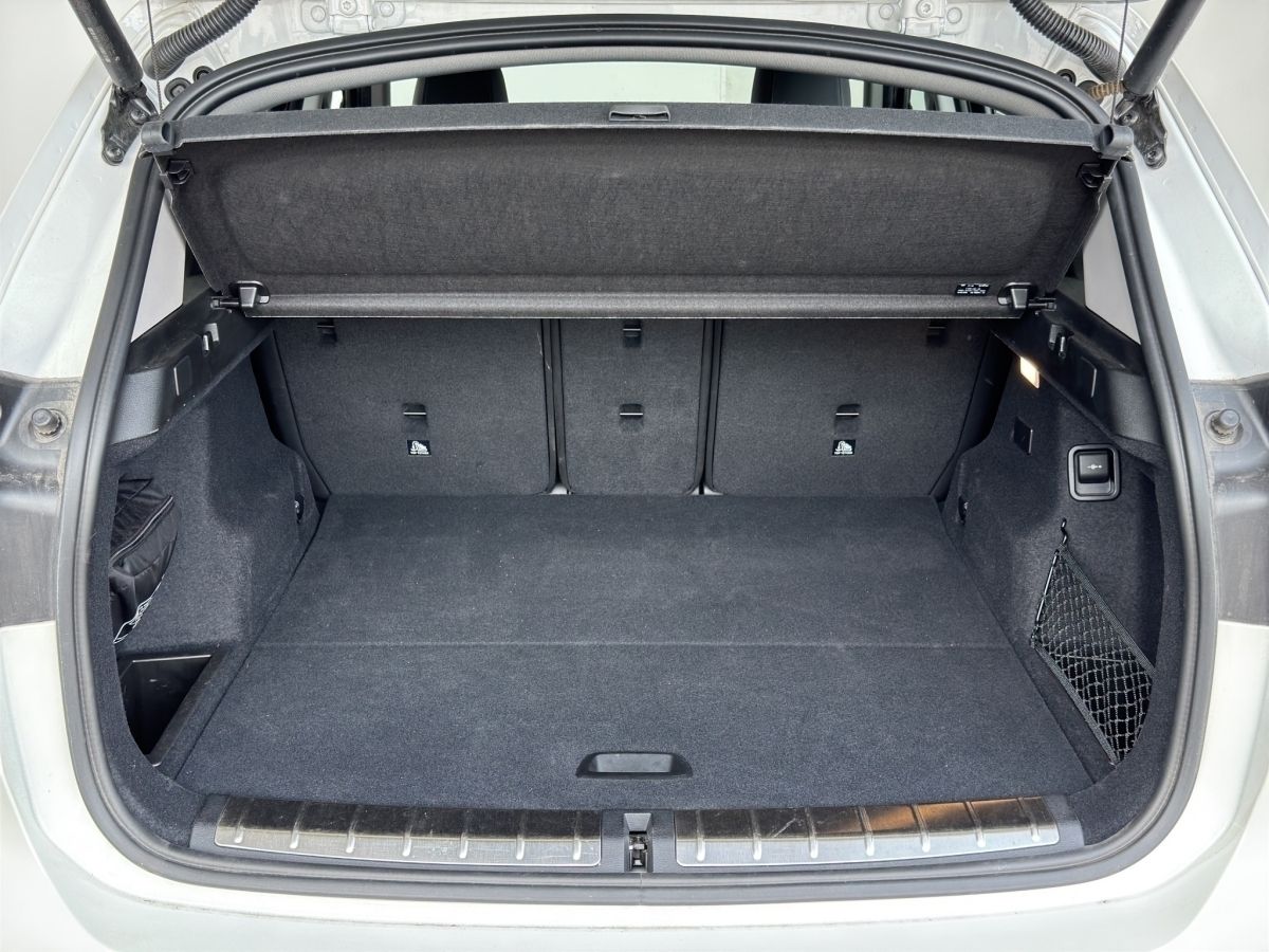 BMW X1 xDrive25e Sport Line - Samsaru's Car Outlet