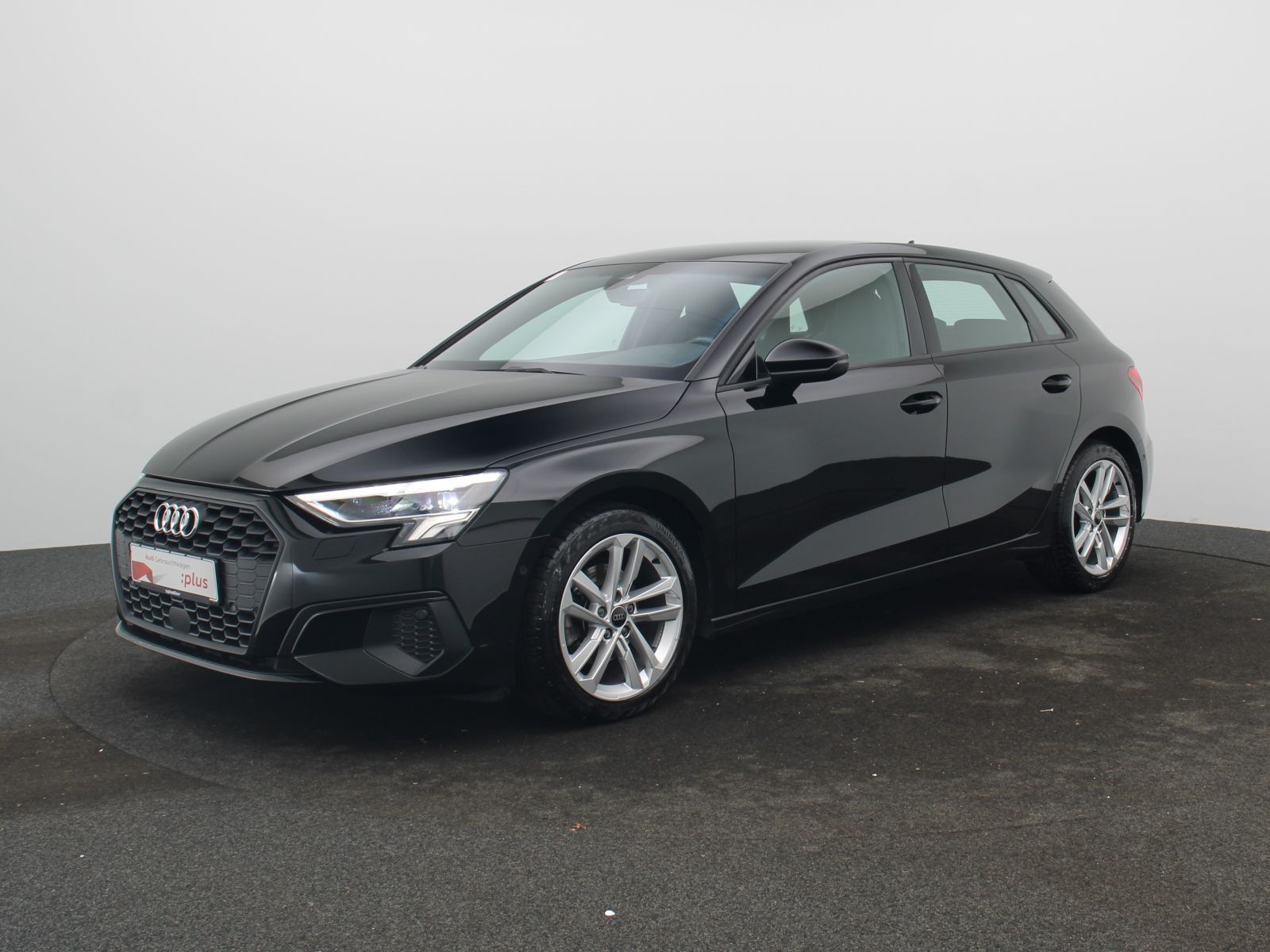 Audi A3 Sportback S-Line 30 TDI S-tronic / LED, RFK