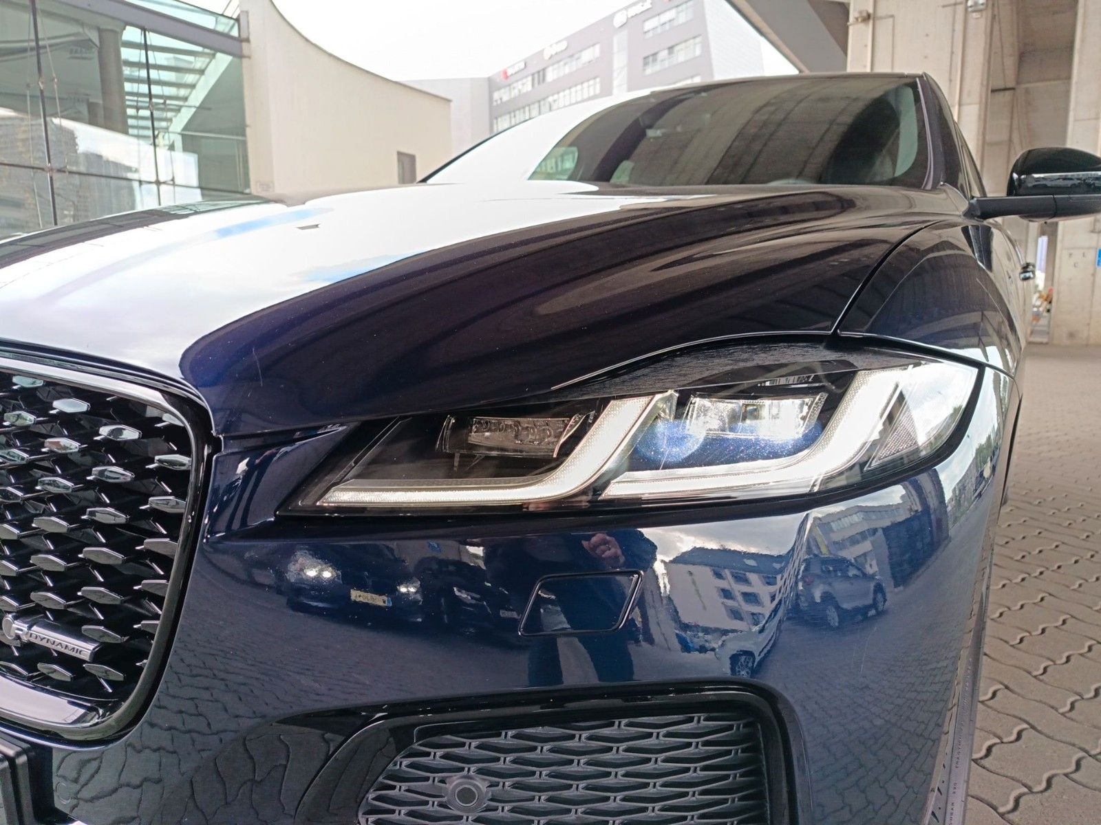Jaguar F-Pace D200 R-DYNAMIC SE AWD