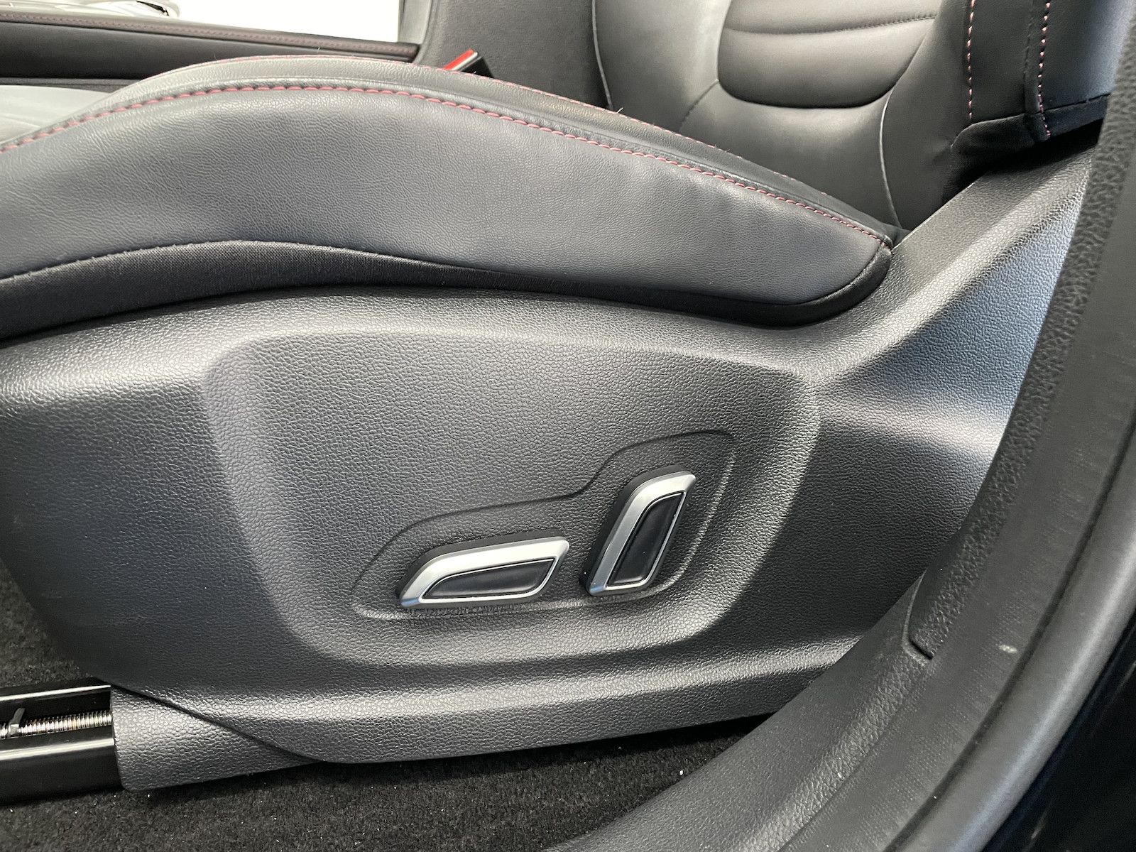 MG EHS PHEV Luxury 360/Pano/Leder/Navi/ACC+/Keyless